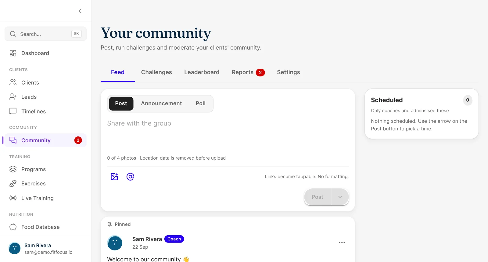 The coach's Community page: a composer for posts, announcements and polls, a pinned welcome post and the scheduled posts.